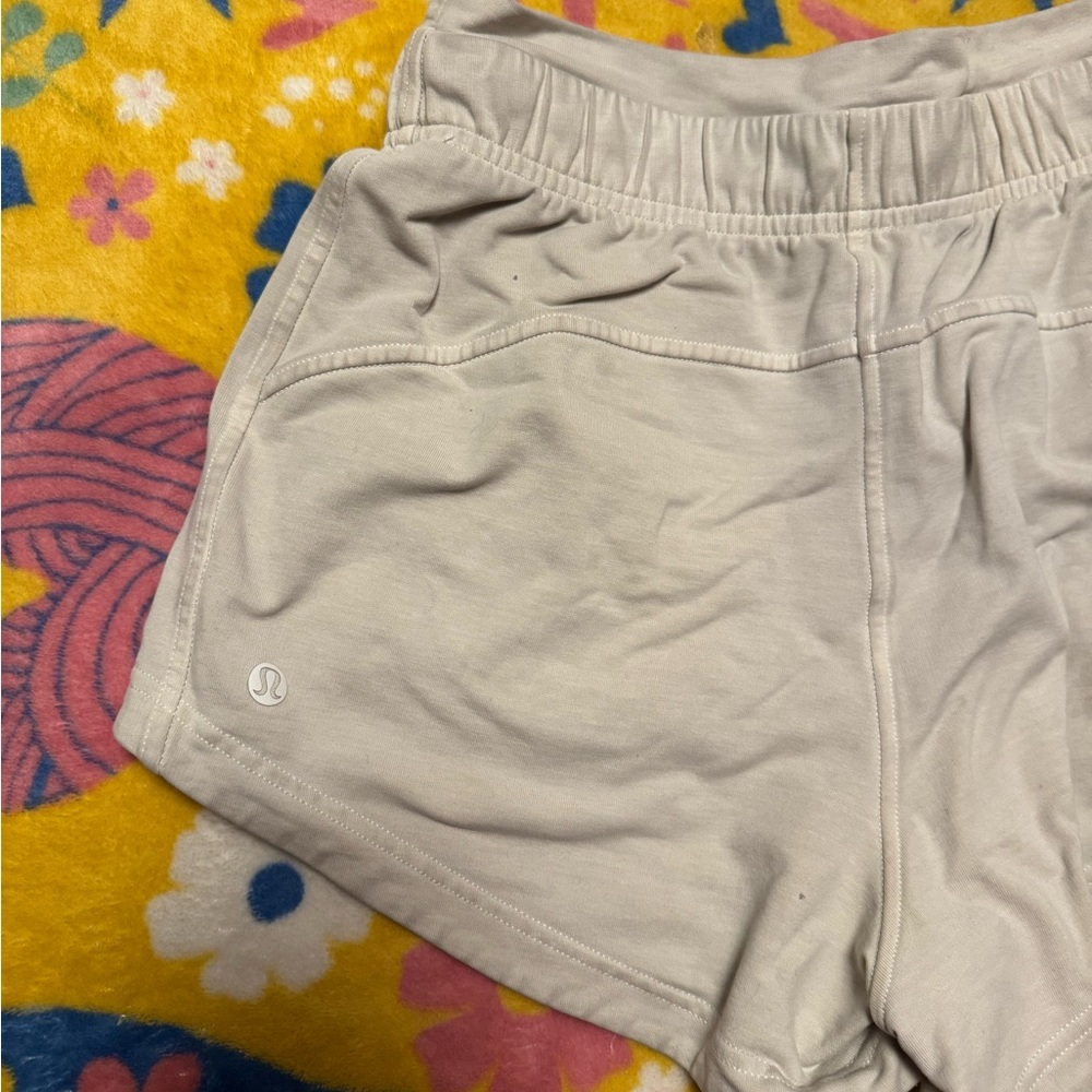 lululemon athletica Cream Athletic Shorts Elastic Waist
